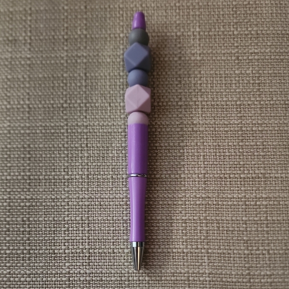 g22 Purple Geometric Bead Pen - Picture 1 of 2